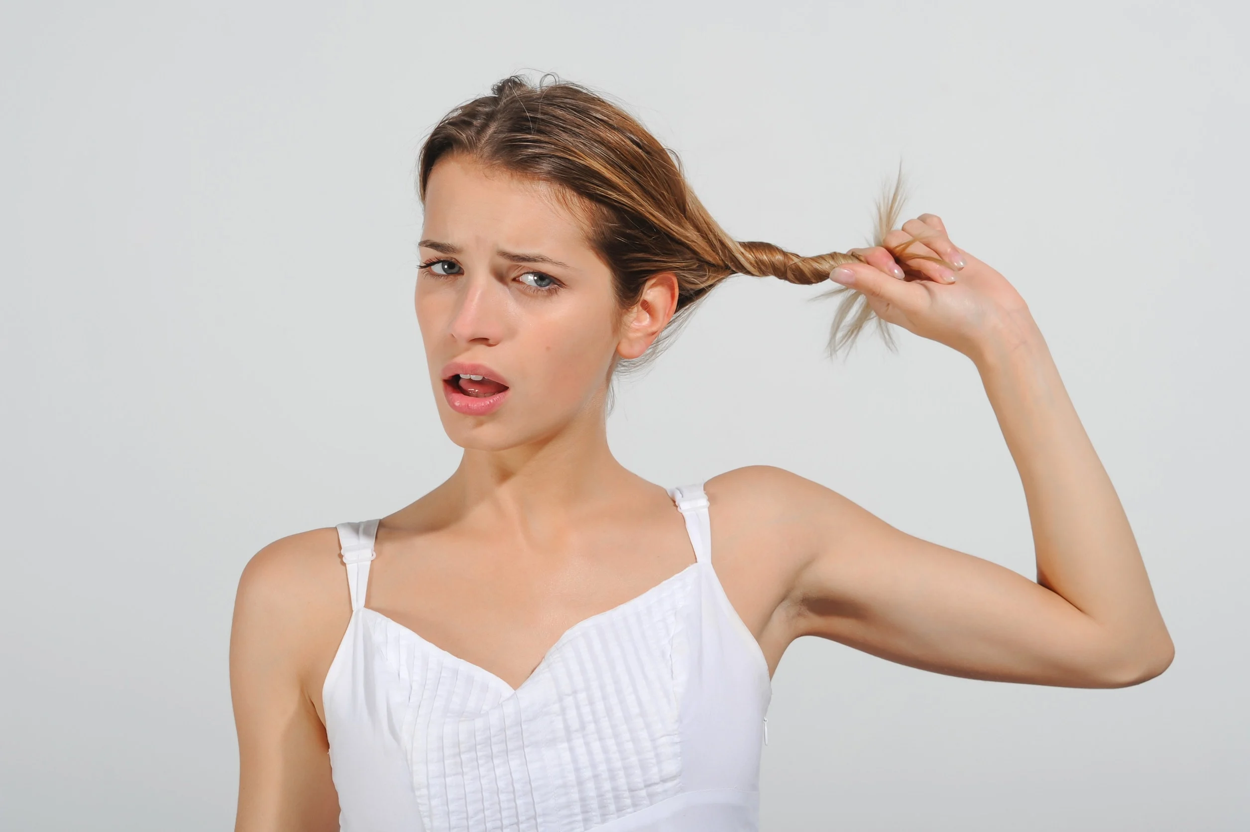 Un autotrapianto consente di tornare ad avere dei capelli sani e forti.